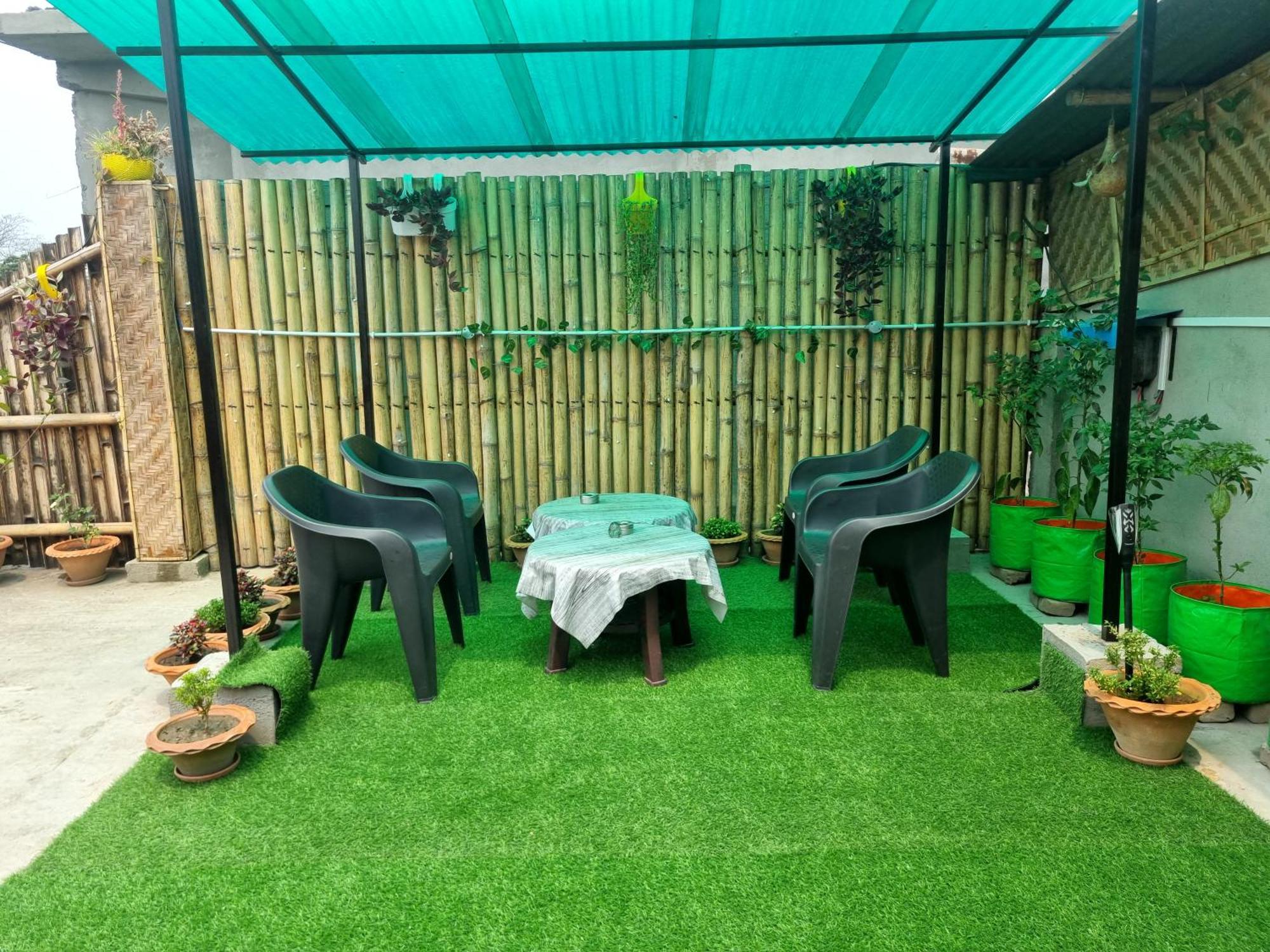 Alohi The Terrace Homestay Tezpur Luaran gambar